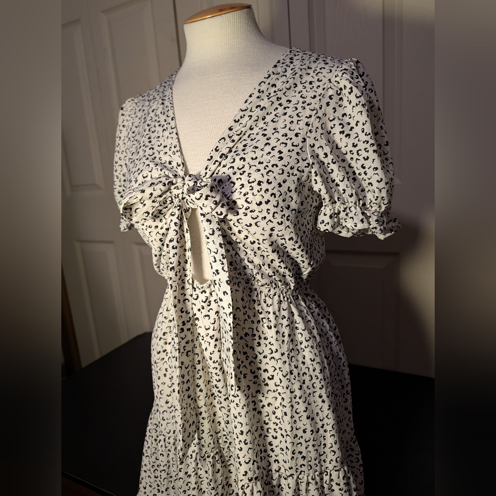 tie-front leopard print | dress in cream and black | v-neck modern edge